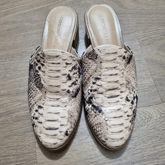 Gibson Latimer women's snake print pointed toe mules shoes Size 7.5 - Picture 2 of 9